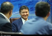 کرسان ایلیومژینوف رئیس فدراسوین جهانی شطرنج