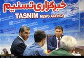 کرسان ایلیومژینوف رئیس فدراسوین جهانی شطرنج و مهرداد پهلوان زاده، رئیس فدراسیون شطرنج ایران