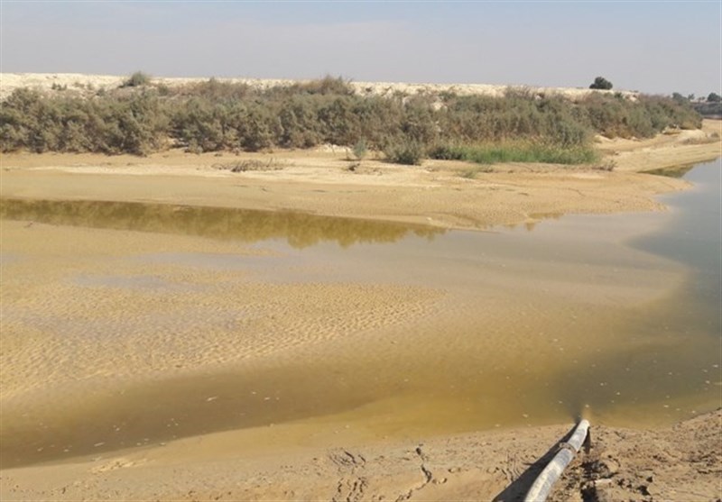 نمایی از خشک شدن رودخانه زهره هندیجان