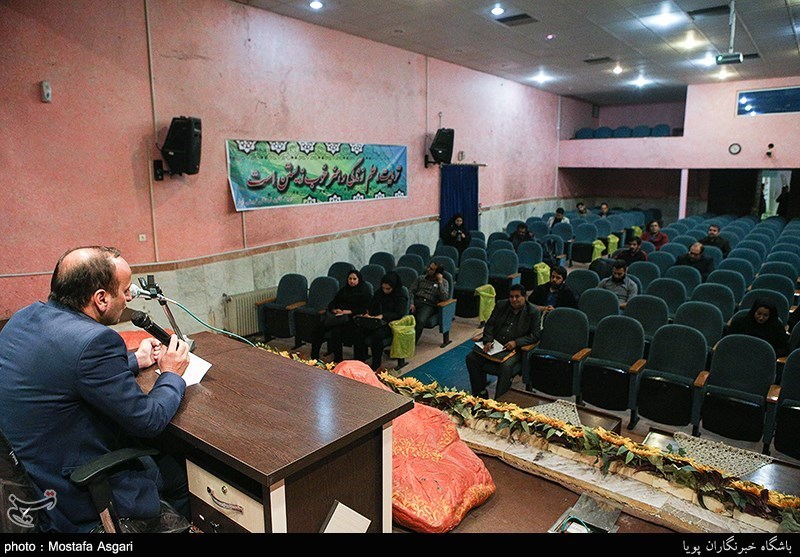 نشست خبری جشنواره میوه های قرآنی