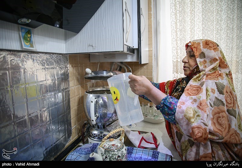 دیدار جامعه قرآنی با خانواده شهید الوندی