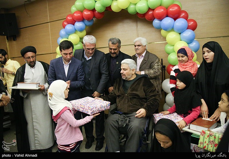 مراسم جشن تولد فرزندان شهدای فاطمیون و زینبیوند