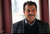 اصفهانیان: عملکرد داوران در هفته اول به جز در یک بازی مشکلی نداشت