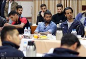 نشست صمیمی شهردار مشهد با دو تیم سیاه جامگان و پدیده