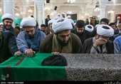 وداع با پیکر آیت الله سیدابراهیم خسروشاهی در حوزه علمیه مروی
