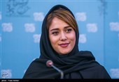 پریناز ایزیار بازیگر فیلم تابستان داغ در نشست خبری - سی و پنجمین جشنواره فیلم فجر