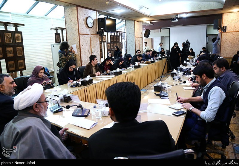 نشست خبری سی و چهارمین دوره جایزه کتاب سال ایران