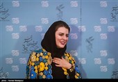 ورود لیلا حاتمی بازیگر به نشست خبری فیلم رگ خواب - سی و پنجمین جشنواره فیلم فجر