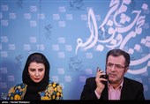 گفت‌وگوی تلفنی محمود گبرلو مجری نشست خبری با  حمید نعمت‌الله کارگردان فیلم رگ خواب - سی و پنجمین جشنواره فیلم فجر