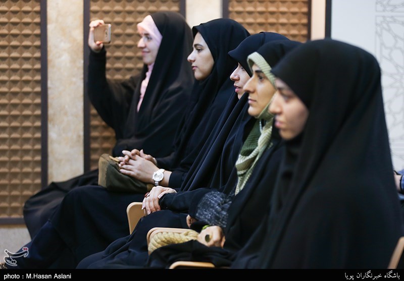 پنجمین محفل شعر و ترانه (قرار)
