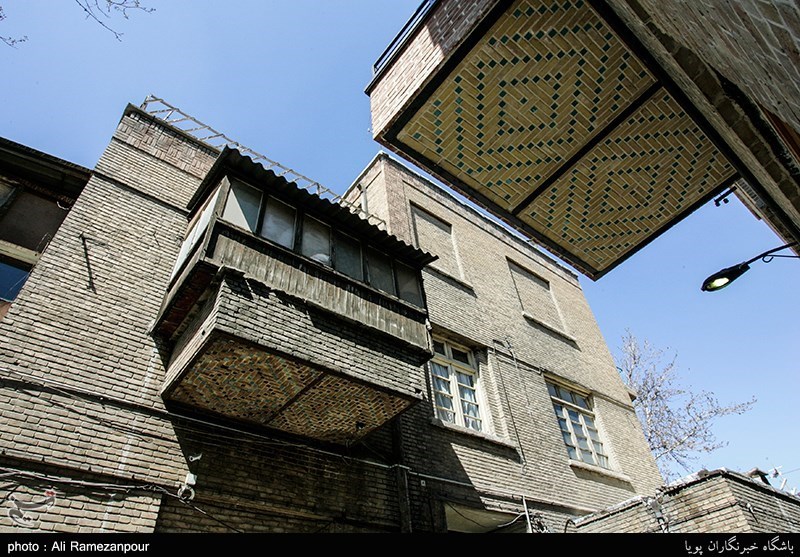 تنها کوچه قرینه تهران