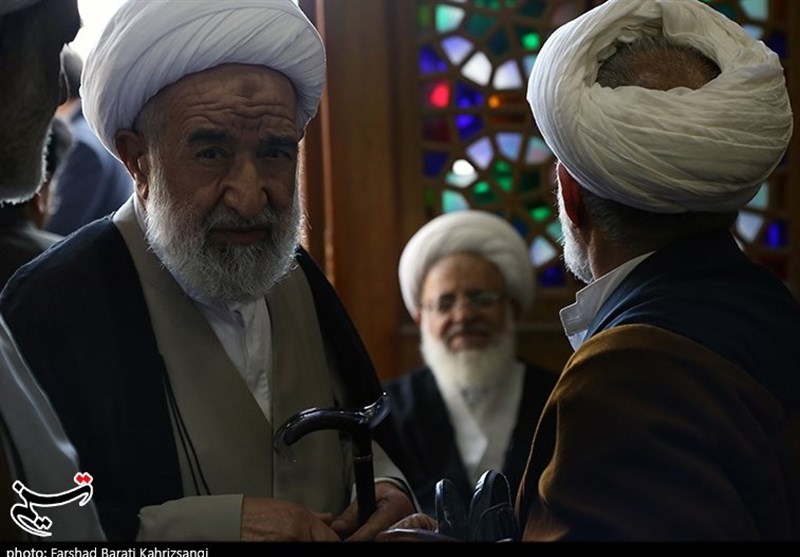 حضور آیت الله محمدرضا ناصری یزدی در یادواره شهدای دهم فروردین یزد