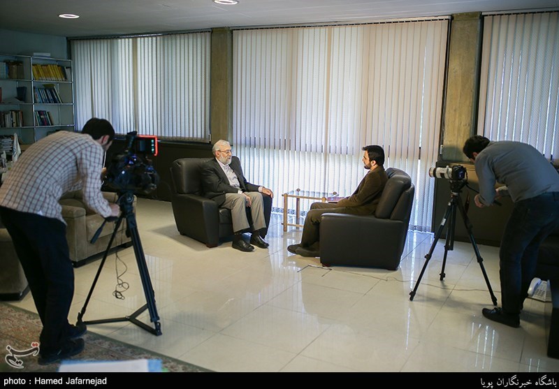 محمدجواد لاریجانی