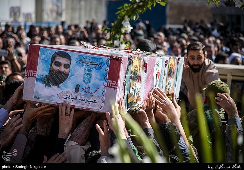 پیکر شهید مدافع حرم علیرضا قبادی