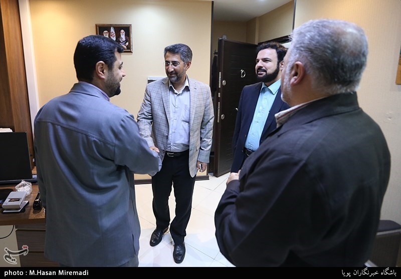 تقدیر از عوامل برنامه قرآنی اسراء