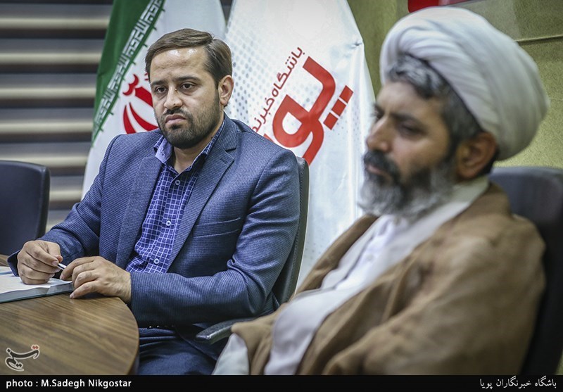 حجت الاسلام گلزاده عضو هیات علمی بعثه مقام معظم رهبری