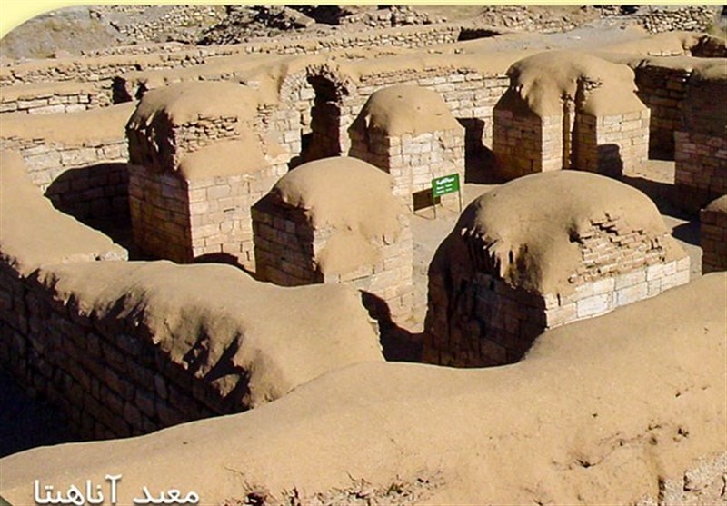 تخت سلیمان معبد آناهیتا