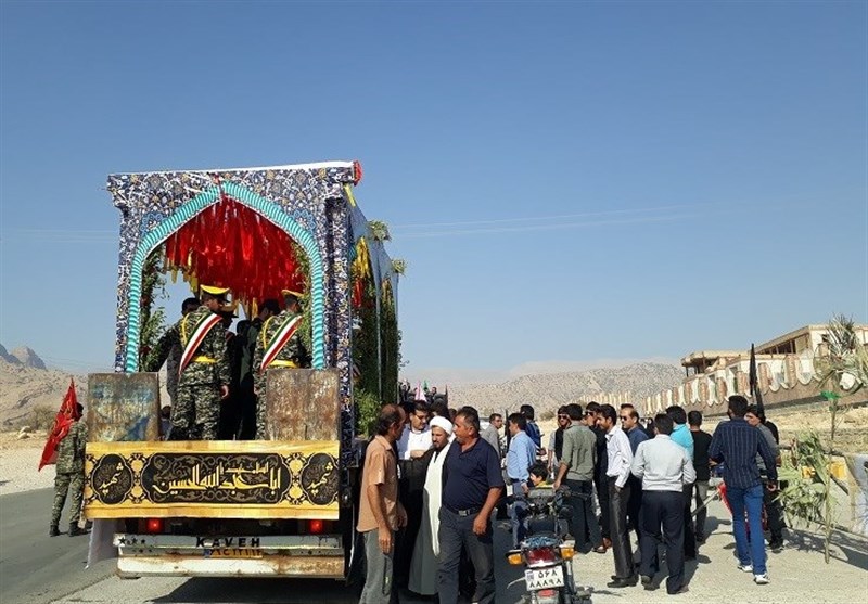 وداع دانشجویان و اساتید دانشگاه باغملک با شهدای گمنام 