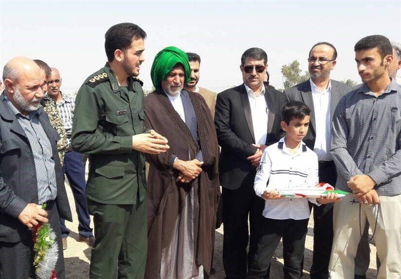 	کلنگ‌زنی ساخت مجموعه فرهنگی ورزشی شهدای کرخه نور حمیدیه 