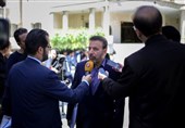 رئیس دفتر روحانی: «سپنتا نیکنام» می‌تواند به کار خود ادامه دهد
