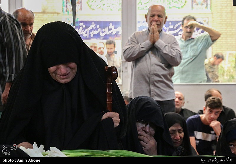 تشییع پیکر شهید تازه تفحص شده مهدی غلامی