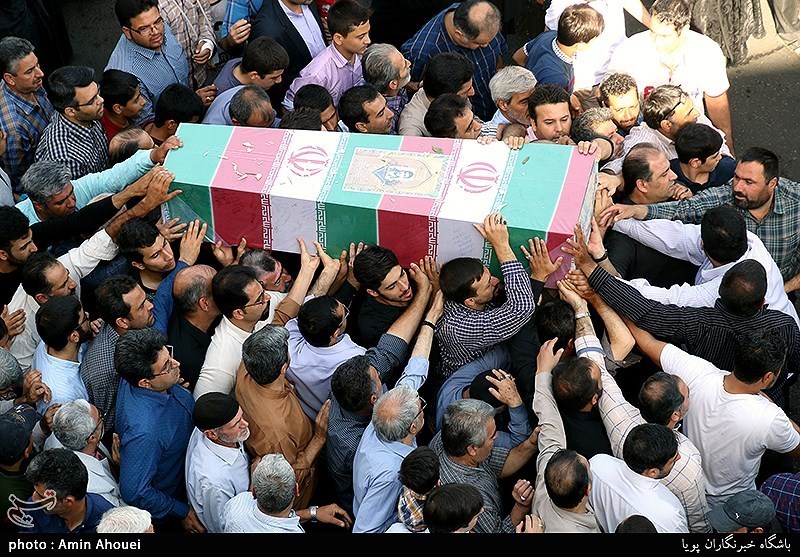 تشییع پیکر شهید تازه تفحص شده مهدی غلامی