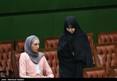 دختر حجت الاسلام حسن روحانی رئیس جمهور و کیمیا علیزاده در در حاشیه مراسم تحلیف دوازدهمین دوره ریاست جمهوری