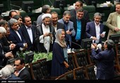 عکس یادگاری نمایندگان مجلس با فدریکا موگرینی مسئول سیاست خارجی اتحادیه اروپا در حاشیه مراسم تحلیف دوازدهمین دوره ریاست جمهوری