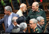 سرلشکر صفوی و مصطفی میرسلیم در حاشیه مراسم تحلیف دوازدهمین دوره ریاست جمهوری