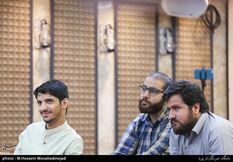 رونمایی از مستند جنگ، دوربین و من