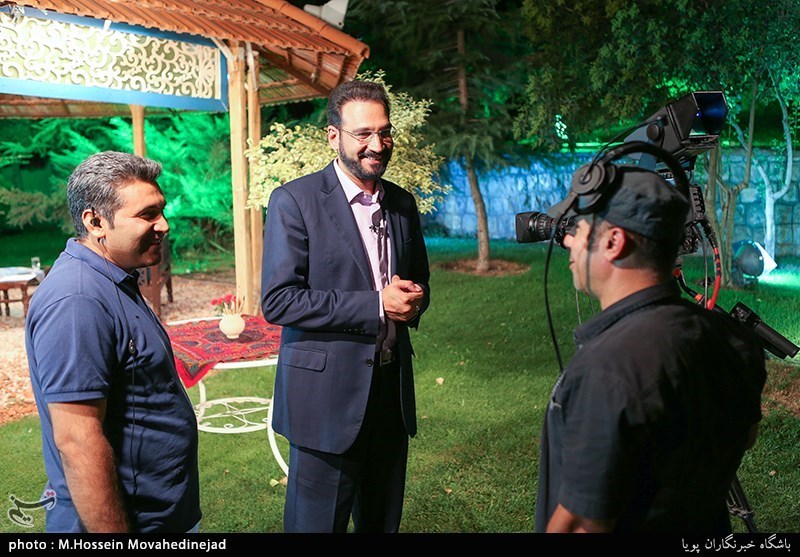 پشت صحنه برنامه تلویزیونی(راه نشان)