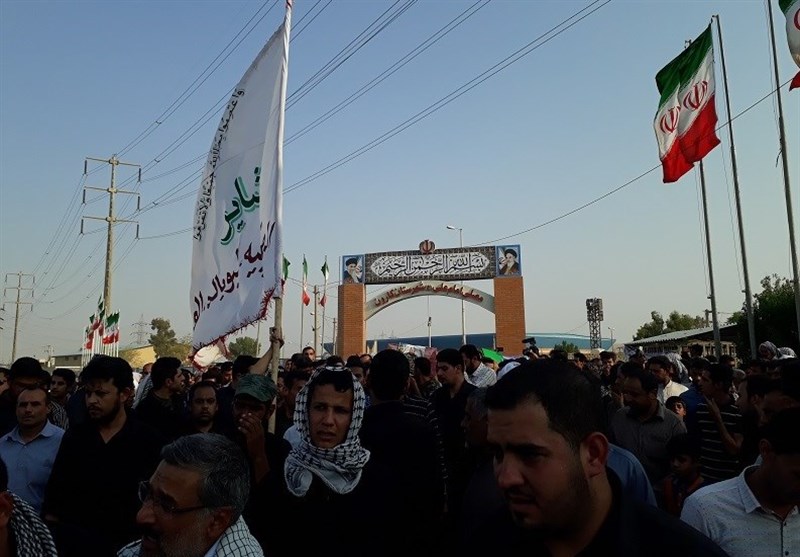تشییع پیکر پاک شهید سجاد باوی از شهدای مدافع حرم شهرستان کارون 