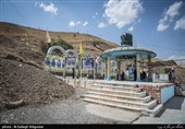 10 دستگاه اتوبوس 500 زائر کاشانی را به مناطق عملیاتی غرب کشور می‌برند