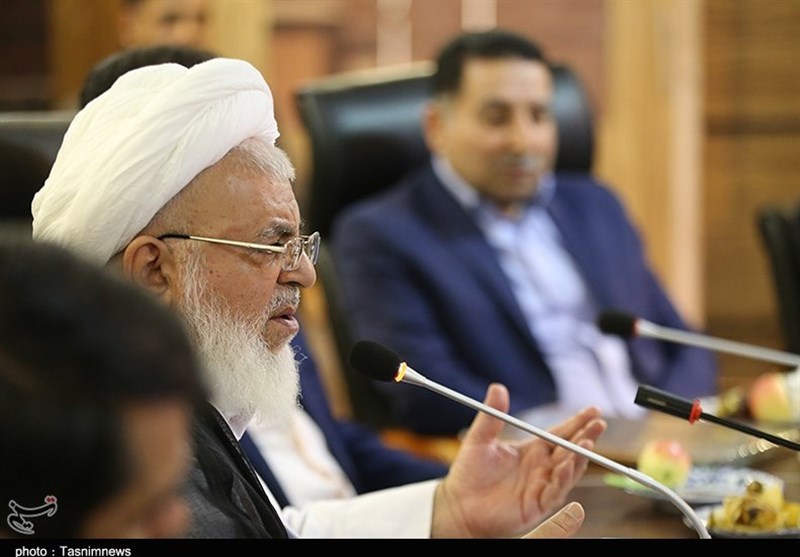 تحلیف اعضای پنجمین دوره شورای اسلامی شهر یزد با حضور آیت الله ناصری یزدی