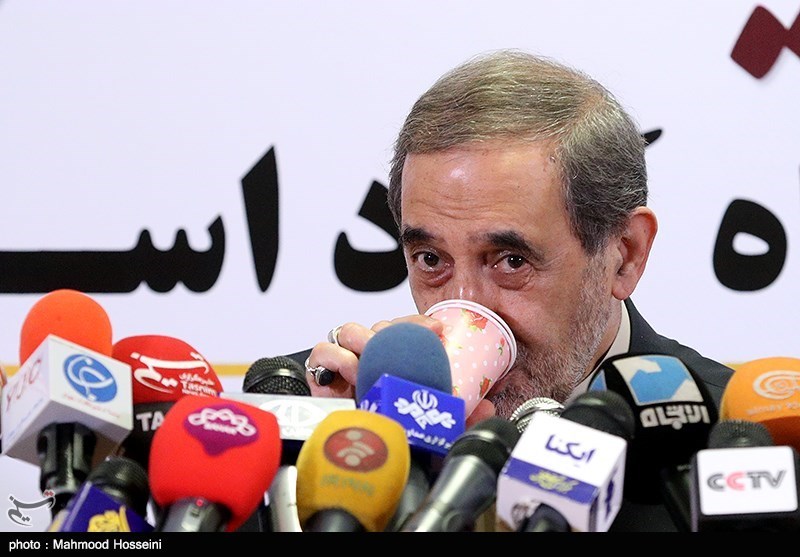 نشست خبری ولایتی رئیس هیئت مؤسس دانشگاه آزاد