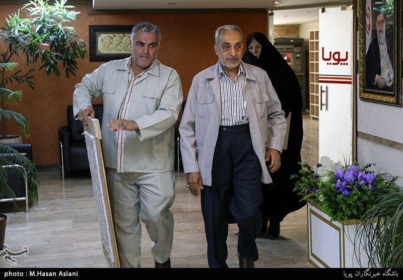 تجلیل از سه خانواده شهید سادات در باشگاه خبرنگاران پویا