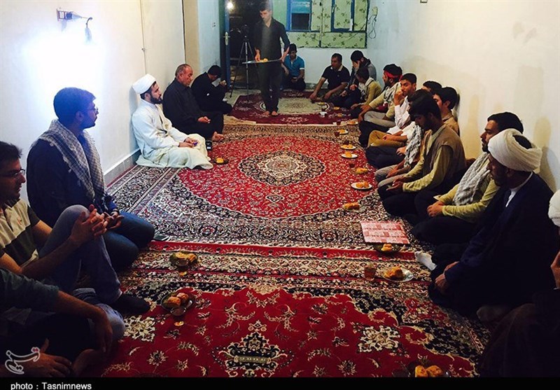 دیدار دانشجویان جهادگر با خانواده شهید عزیزالله بهمنی در صیدون 