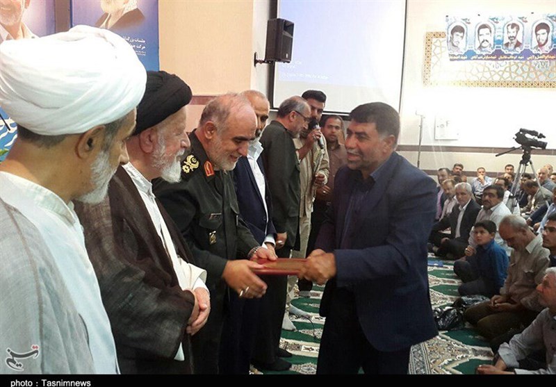 تجلیل از خانواده‌های شهدای تدارکات سپاه استان سمنان