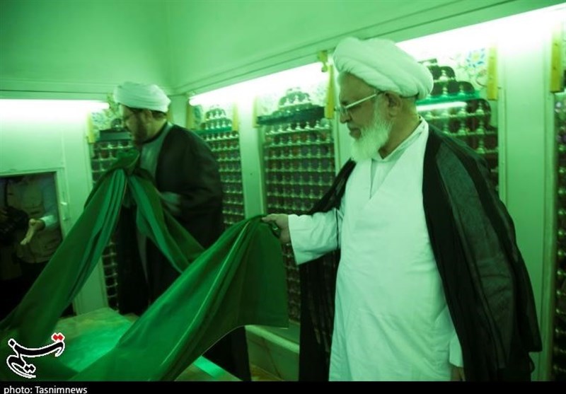 غبارروبی آستان مقدس امامزاده سیدمحمد جعفر(ع) یزد