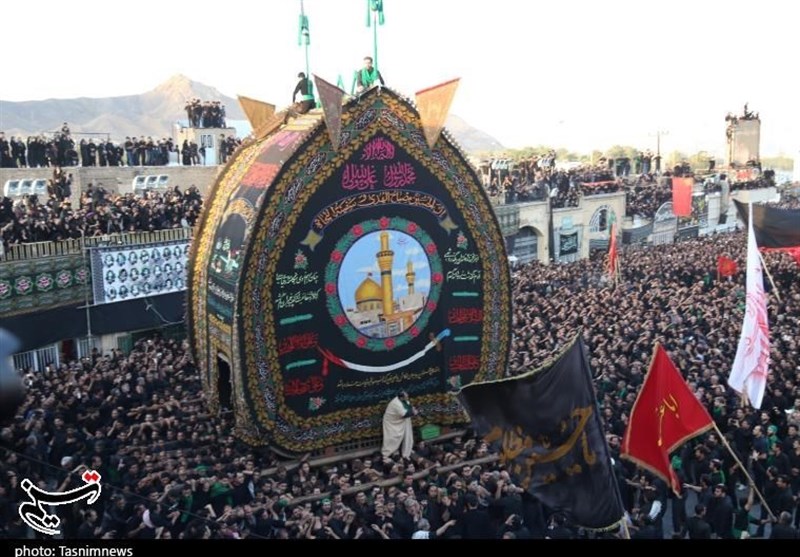 آیین سنتی نخل برداری تفت