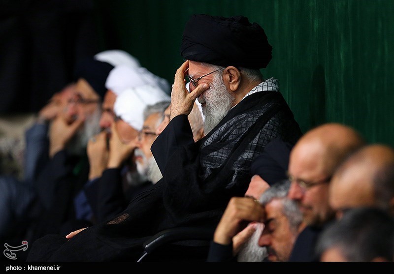 عزاداری شام غریبان حسینی در حسینیه امام خمینی(ره)