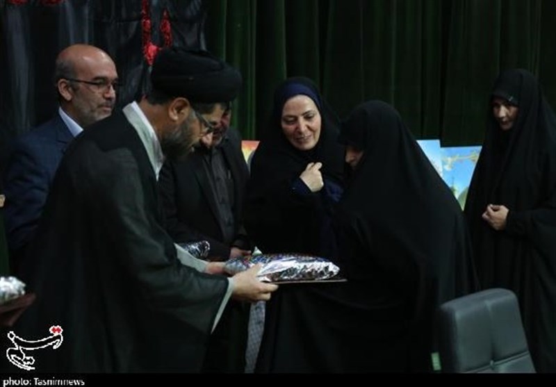 یادواره شهدای مدافع حرم در دانشگاه حضرت رقیه(س) یزد