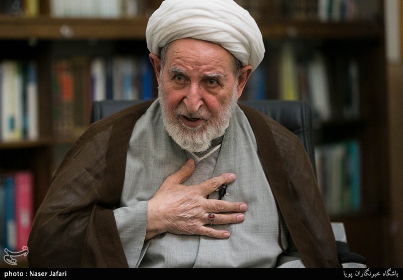 گفت و گو با  آیت الله محمدیزدی