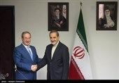 دیدار فیصل مقداد قائم مقام وزیر خارجه سوریه  با علی اکبر ولایتی مشاور مقام معظم رهبری در امور بین‌الملل و رئیس مرکز تحقیقات استراتژیک مجمع تشخیص مصلحت نظام