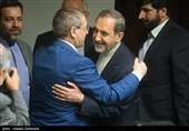 دیدار فیصل مقداد قائم مقام وزیر خارجه سوریه  با علی اکبر ولایتی مشاور مقام معظم رهبری در امور بین‌الملل و رئیس مرکز تحقیقات استراتژیک مجمع تشخیص مصلحت نظام