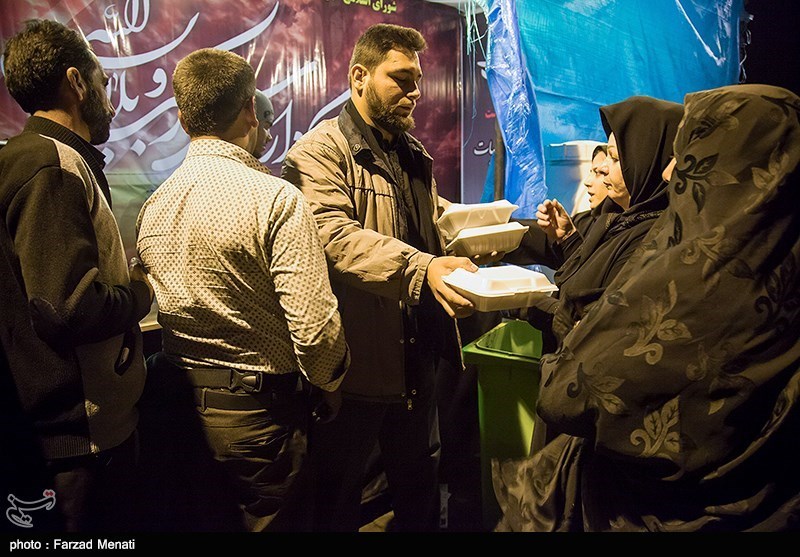 پذیرایی از زایران اربعین -کرمانشاه