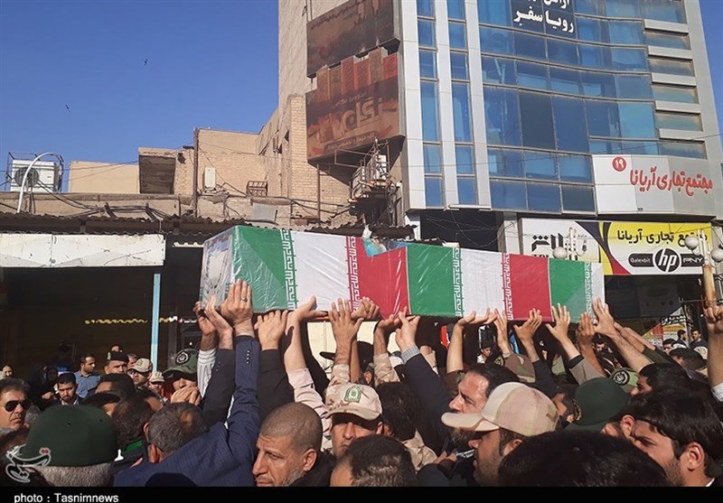تشییع آیین تشییع پیکر مطهر شهید حبیب بدوی از شهدای مدافع حرم استان خوزستان در اهواز