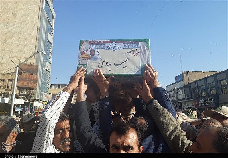 تشییع آیین تشییع پیکر مطهر شهید حبیب بدوی از شهدای مدافع حرم استان خوزستان در اهواز