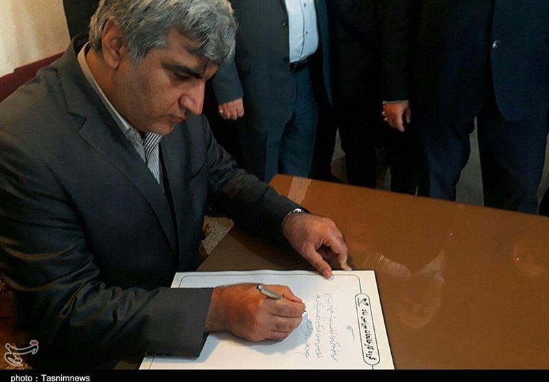 بازدید استاندار گیلان از منطقه آزاد انزلی