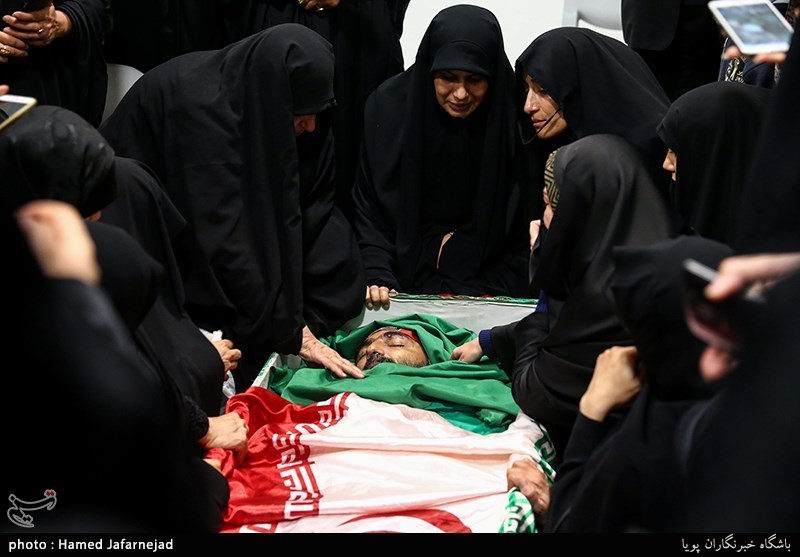 وداع با پیکر مطهر شهید مدافع حرم حمیدرضا ضیایی